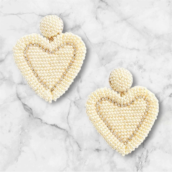 🆕J. Crew Creamy White Pearl Heart Earrings with Crystal Accents - Picture 4 of 13